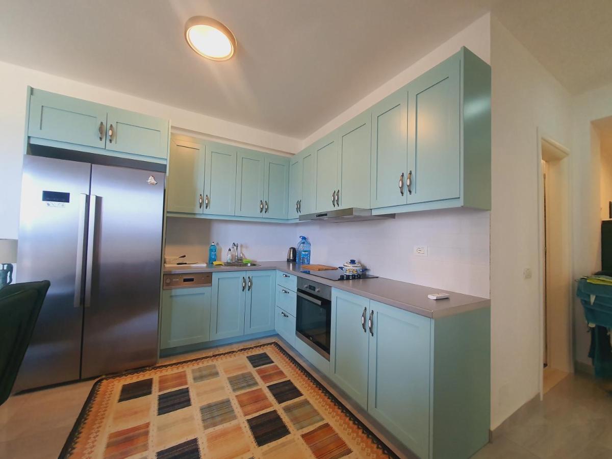 White Sidesea View Apartment Sarandë Eksteriør bilde